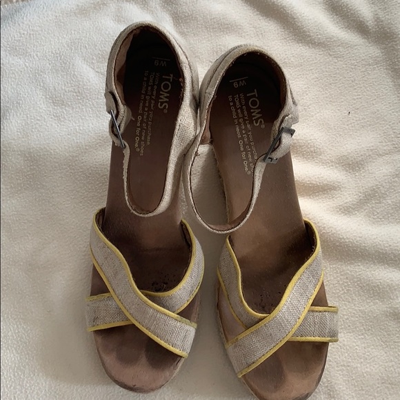 TOMS wedges - Picture 5 of 6